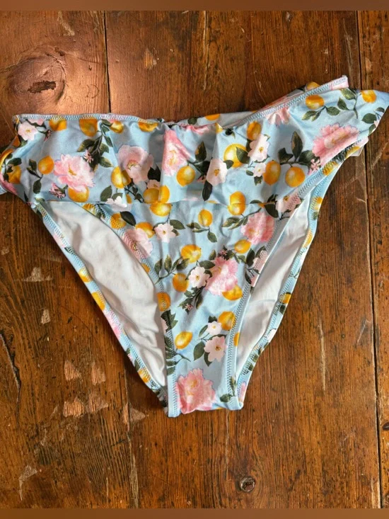 NWOT Victoria's Secret Light Blue Floral & Lemon Print Ruffled Swim Bottom Large - Picture 1 of 3